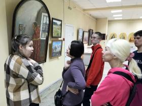Попробовали себя в роли экскурсоводов